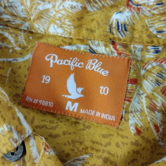 Pacific Blue rust tone and white short sleeve tropical Hawaiian print ahirt - Picture 6 of 8